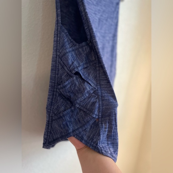 Lululemon Var-City Muscle Tank Top heathered hero blue- size 8 - Picture 6 of 7